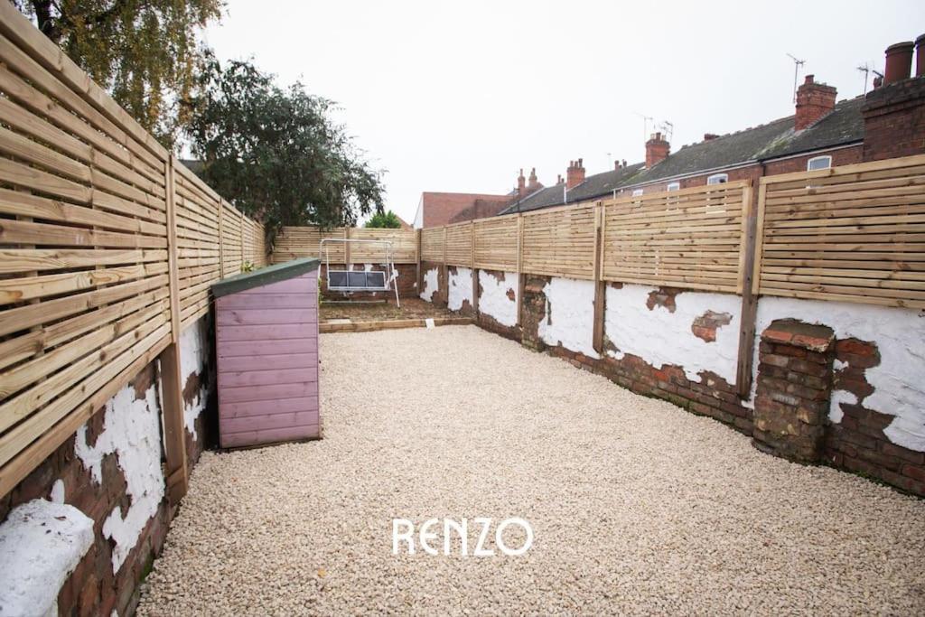 Inviting 3-Bed Home In Lincoln By Renzo, Stunning Design, Close To Lincoln Cathedral! 외부 사진